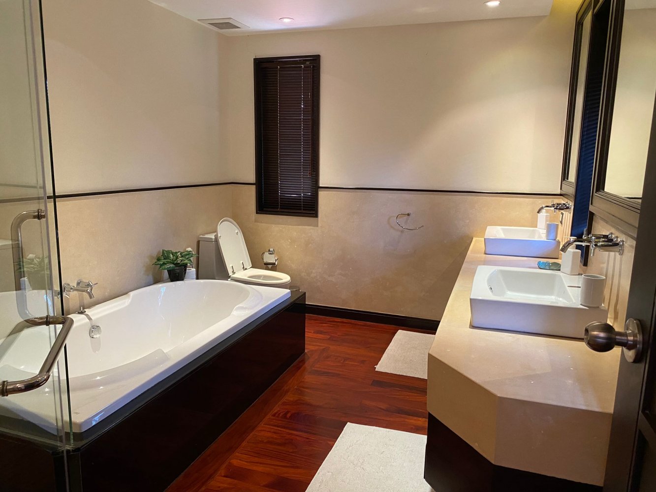 Property image - full photo 19