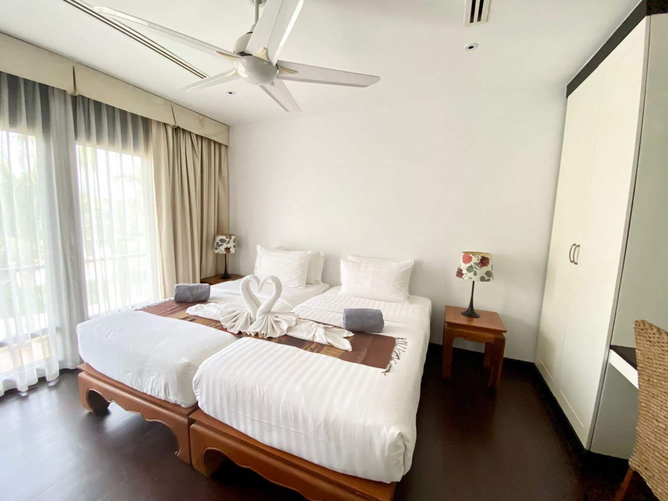 Property image - full photo 14