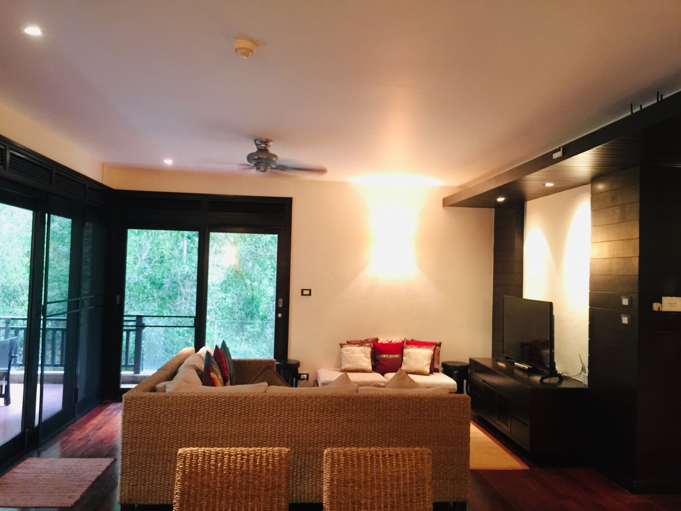 Property image - full photo 18