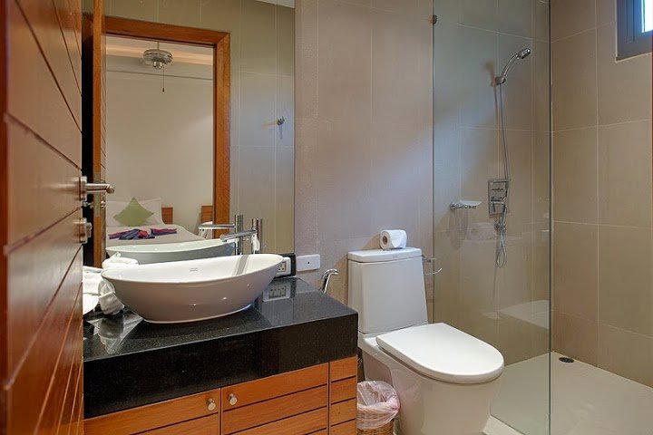 Property image - full photo 17