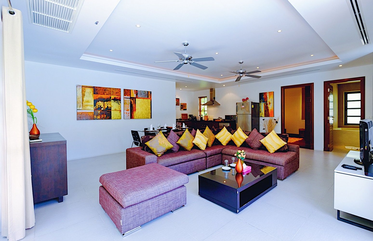 Property image - full photo 14