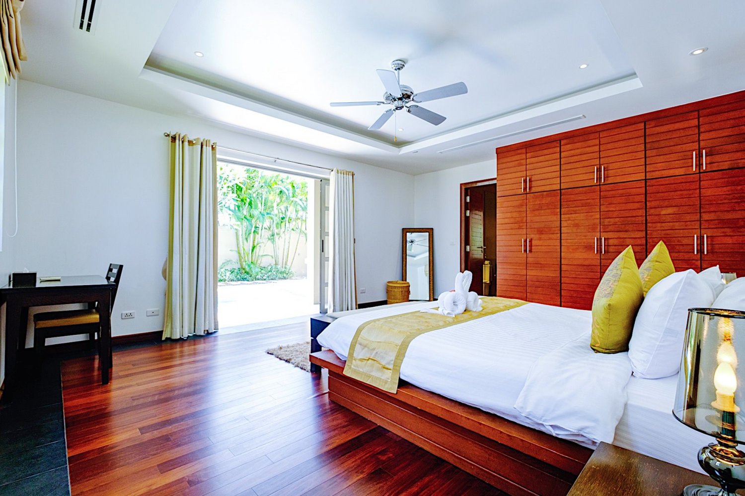 Property image - full photo 9