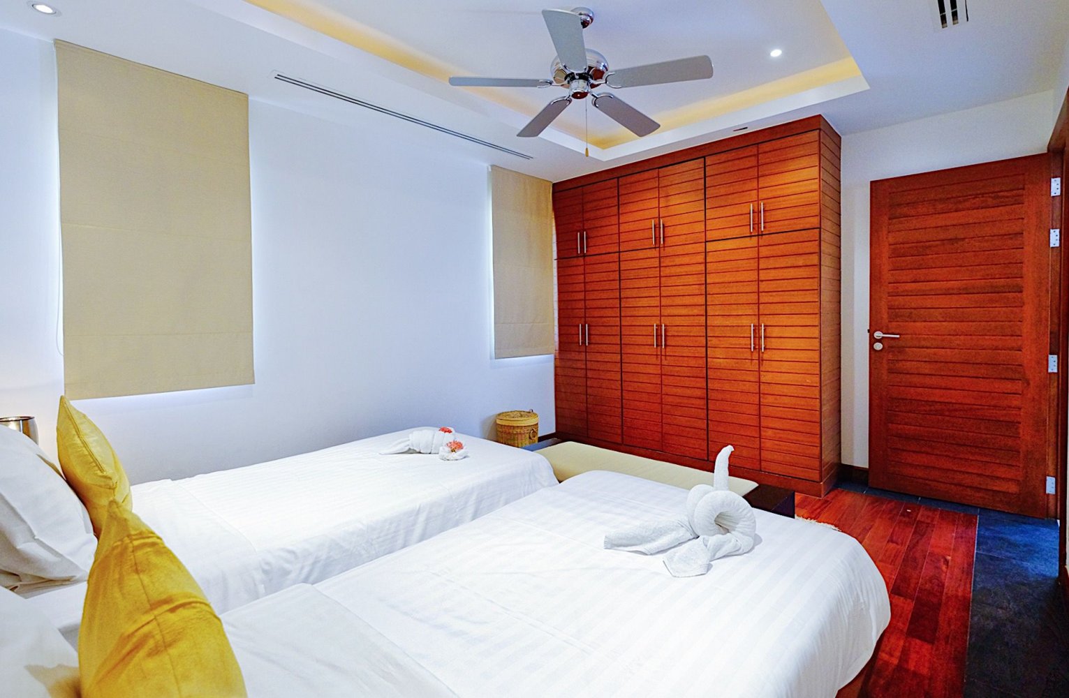 Property image - full photo 24