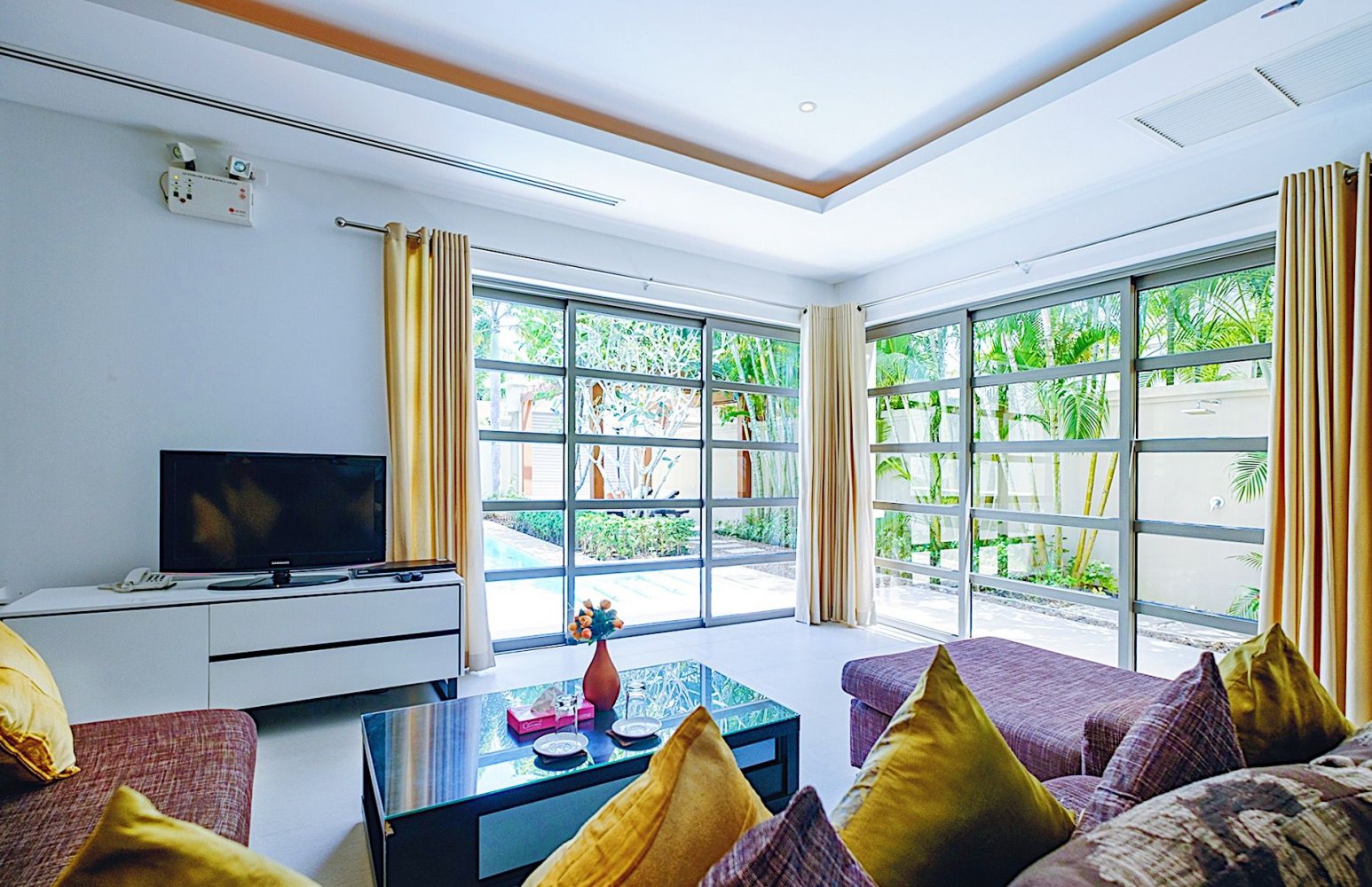 Property image - full photo 18