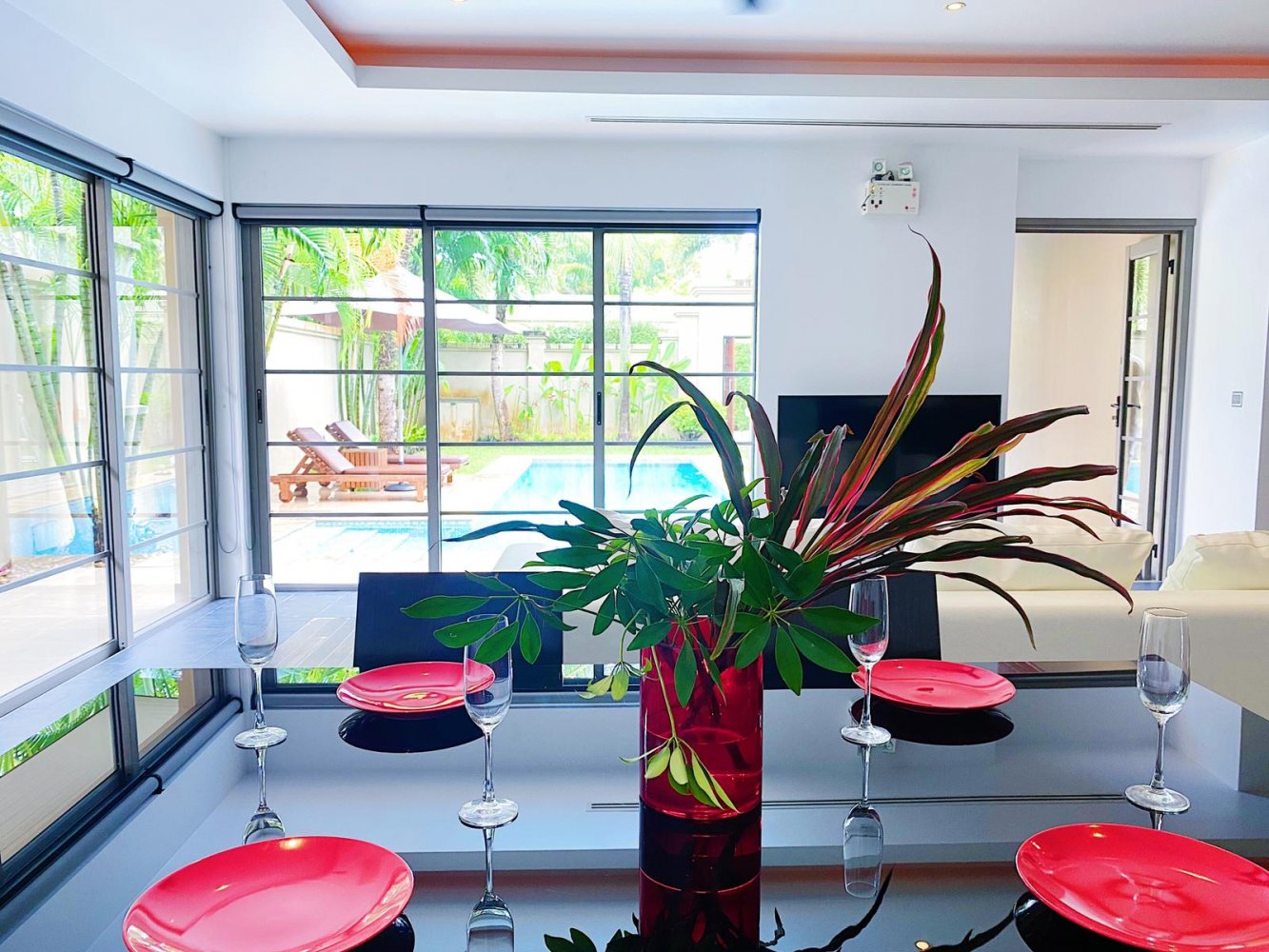 Property image - full photo 8