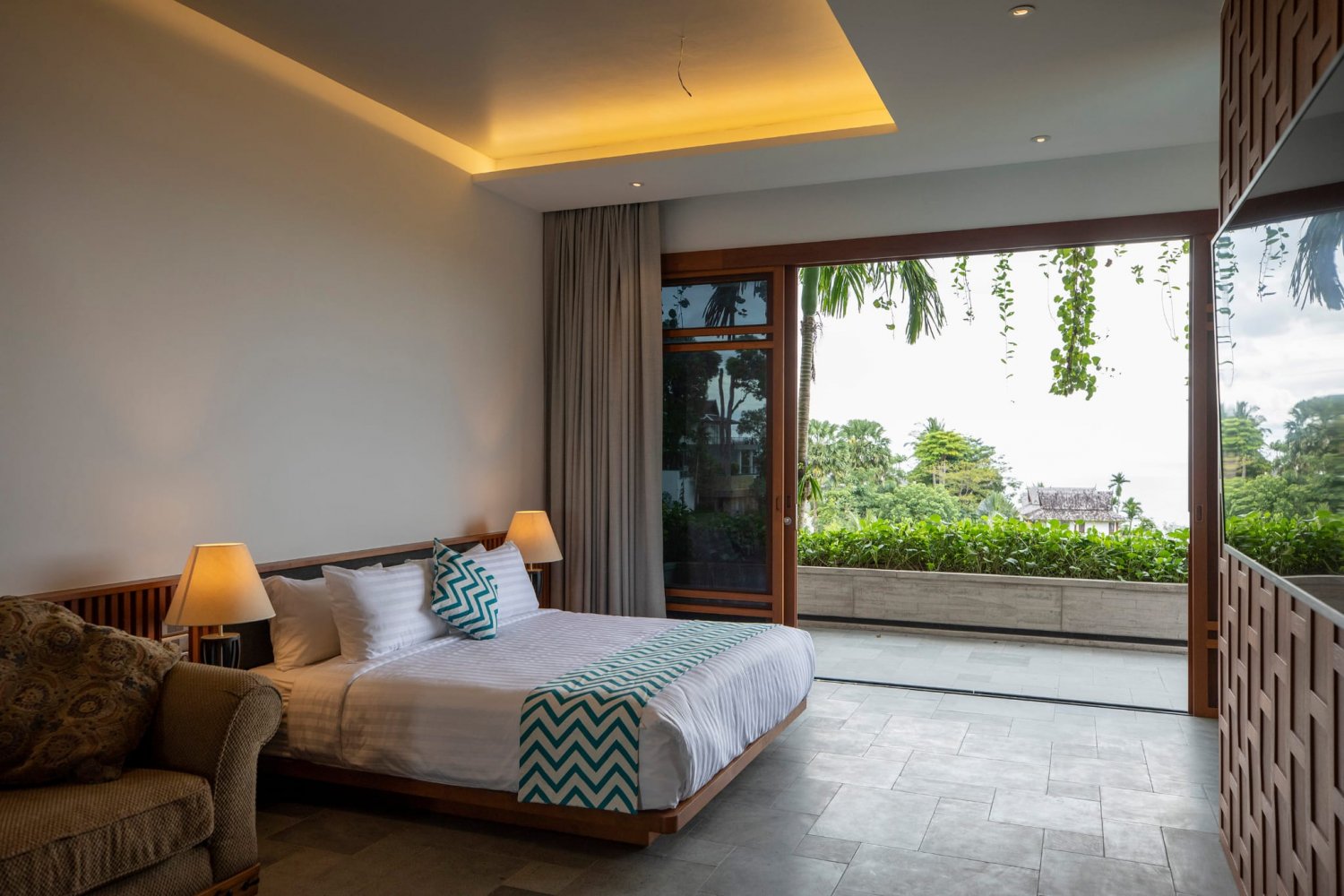 Property image - full photo 38