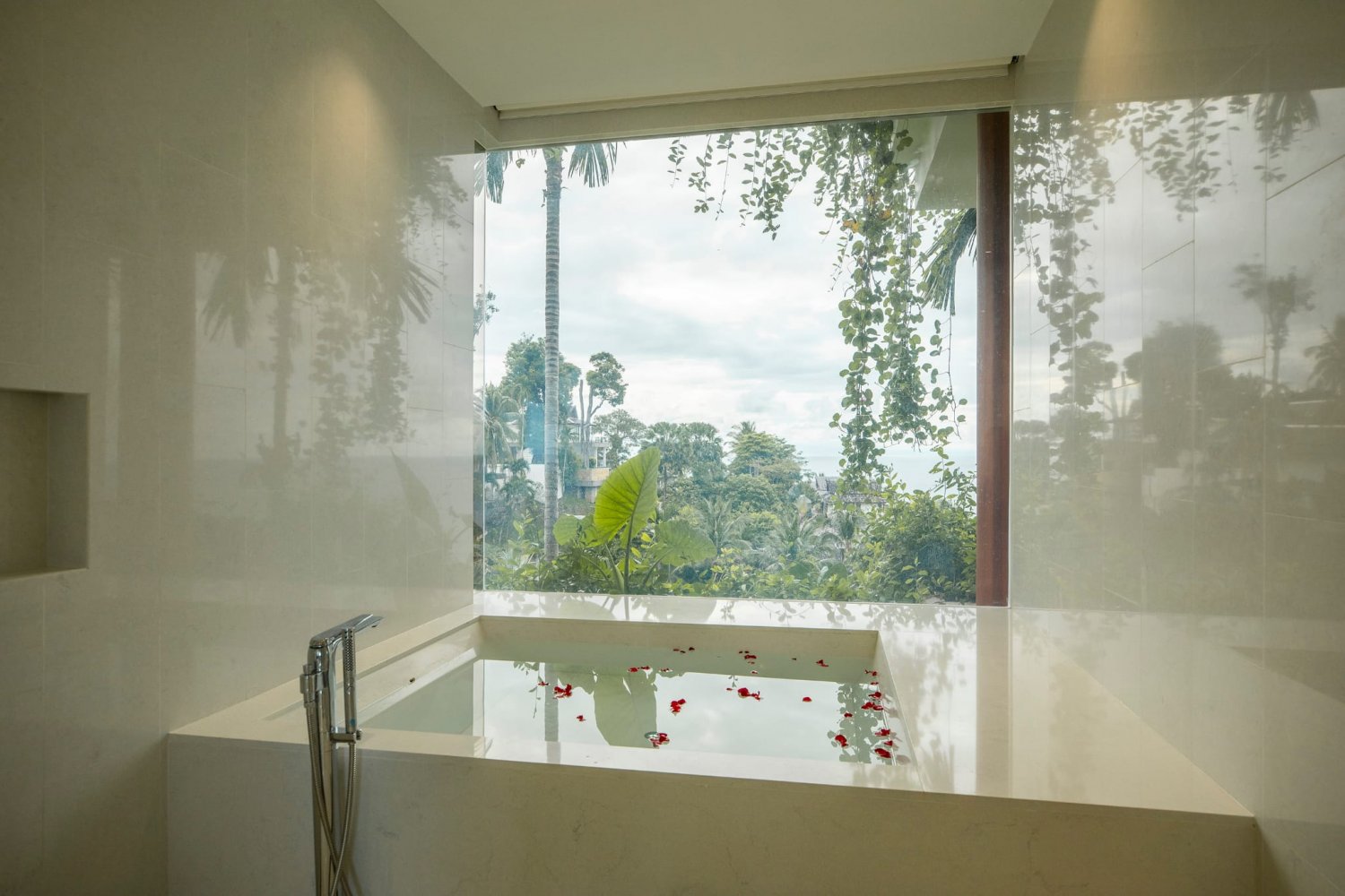 Property image - full photo 34