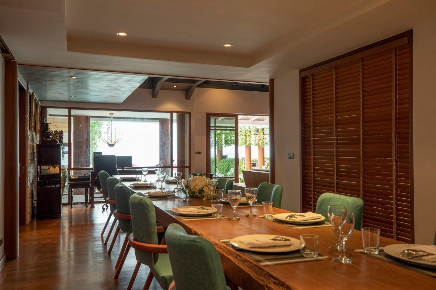 Property image - full photo 23
