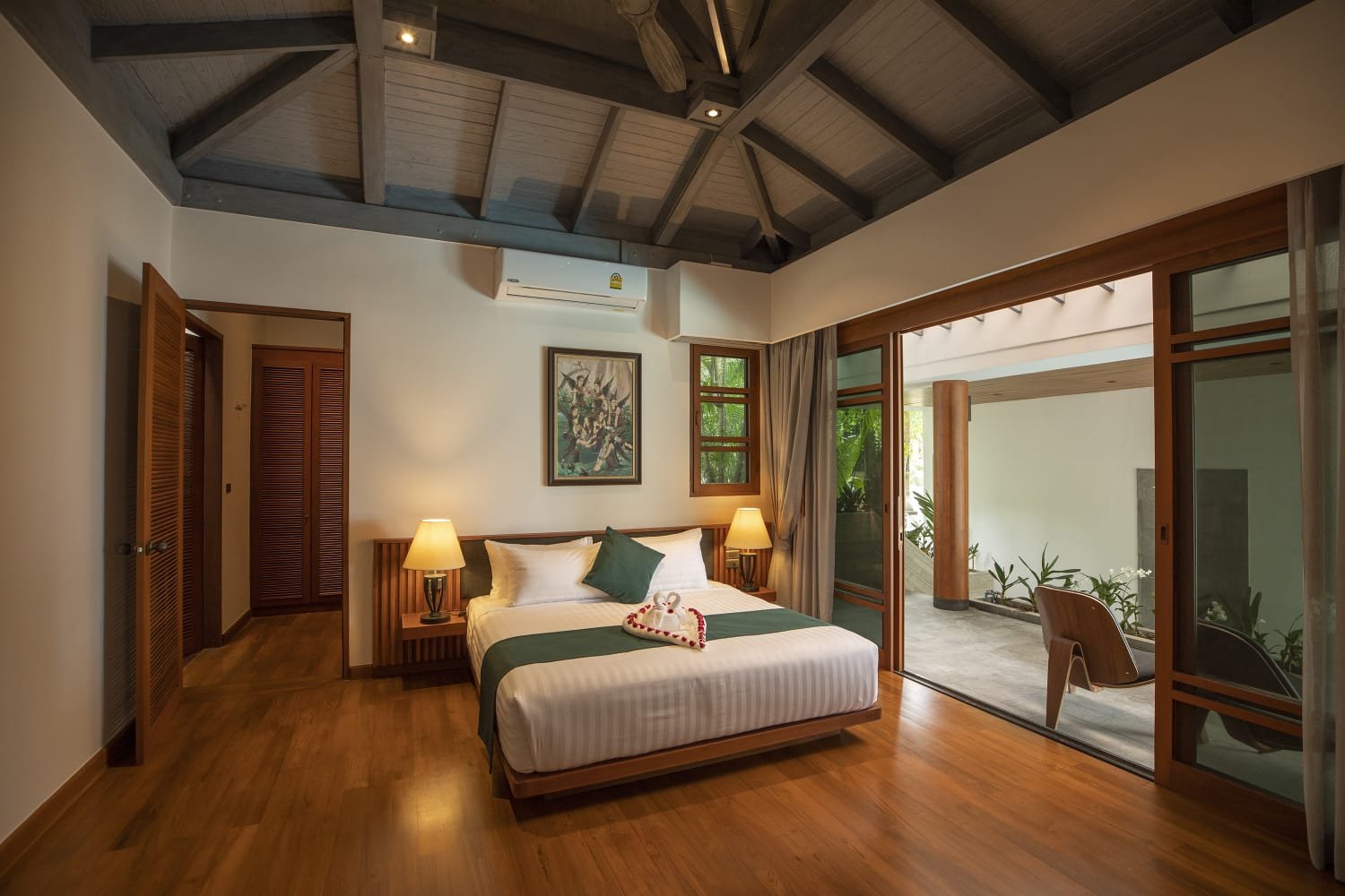 Property image - full photo 40