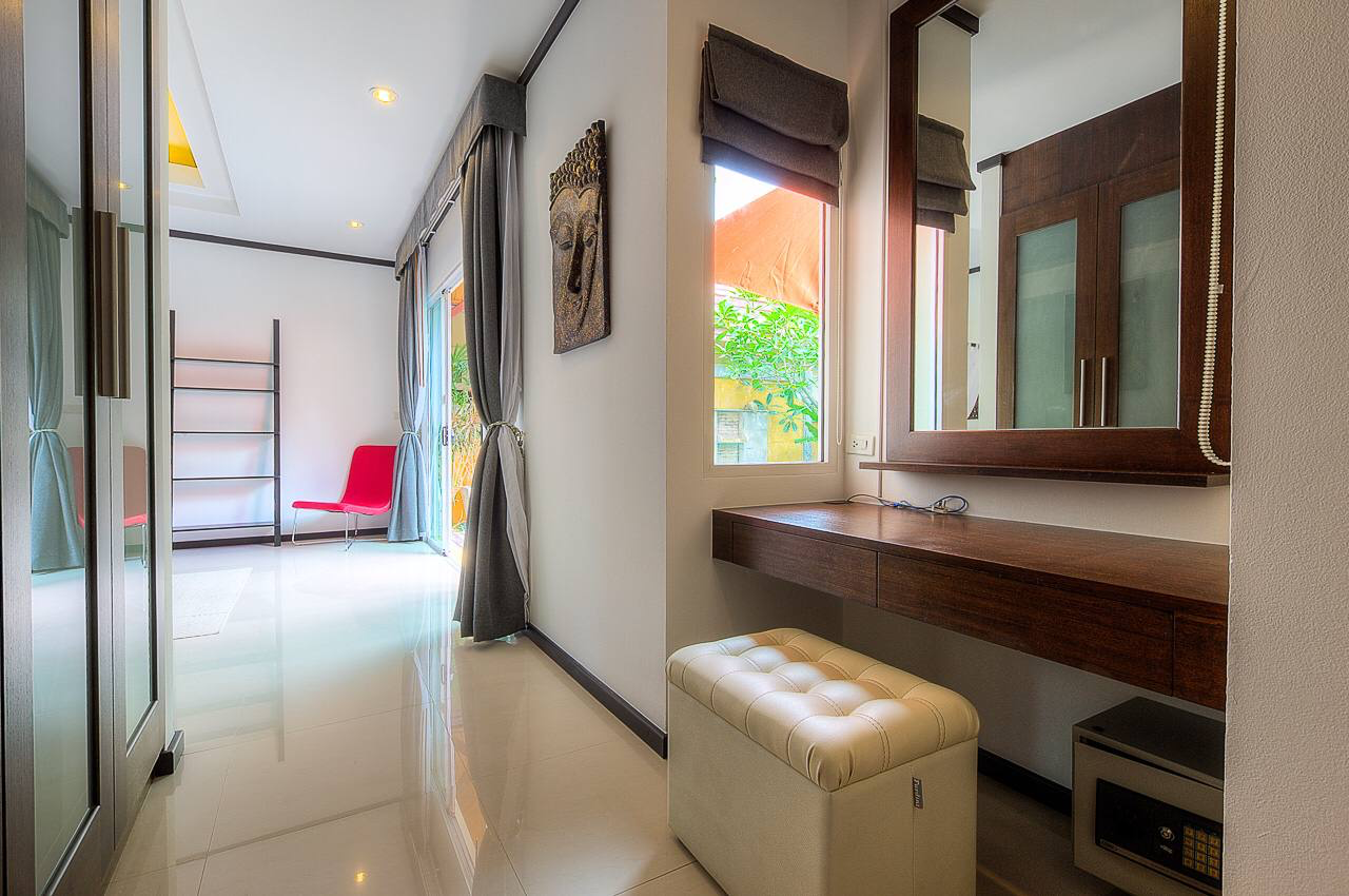 Property image - full photo 40