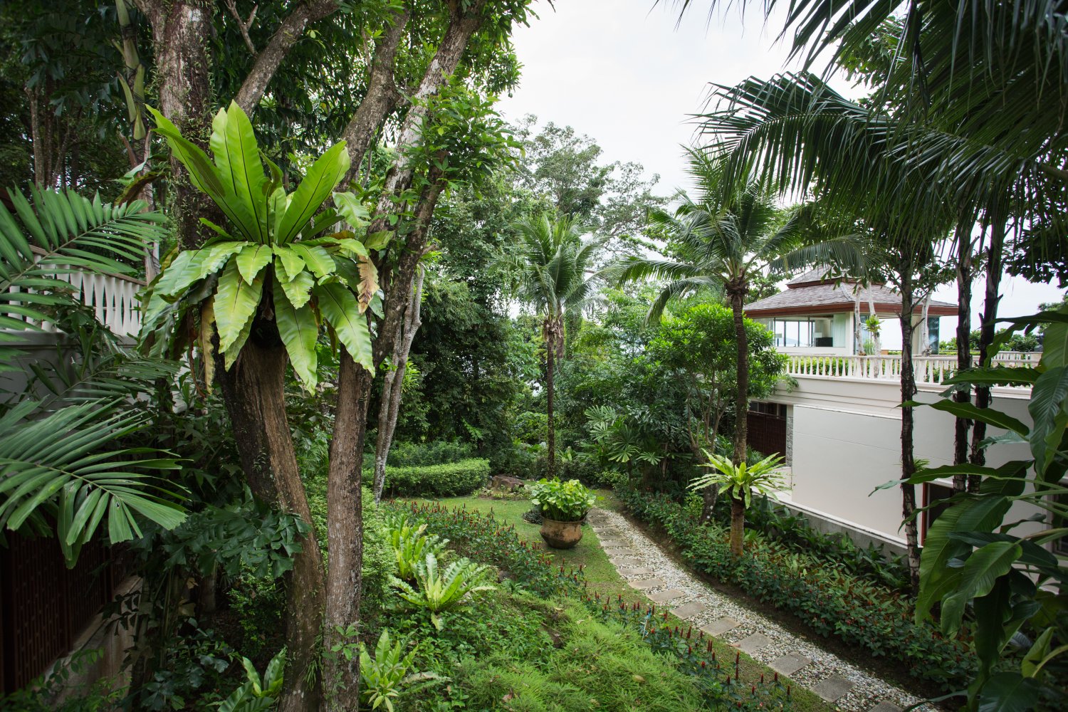 Property image - full photo 3