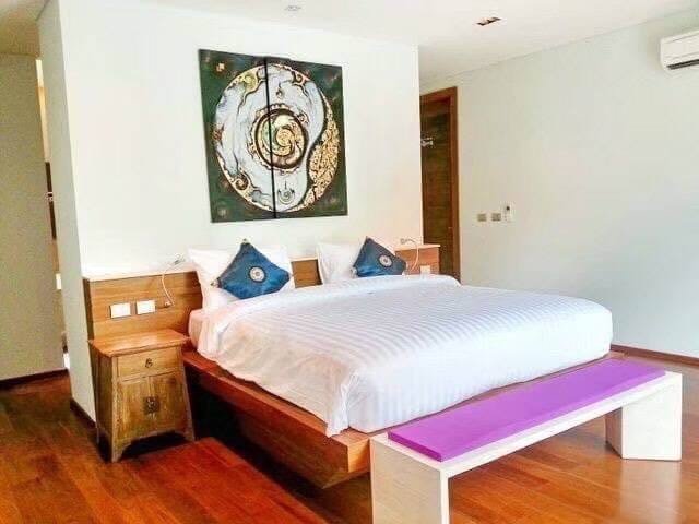 Property image - full photo 16