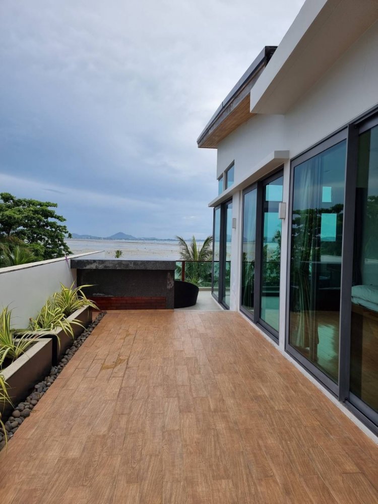 Property image - full photo 8