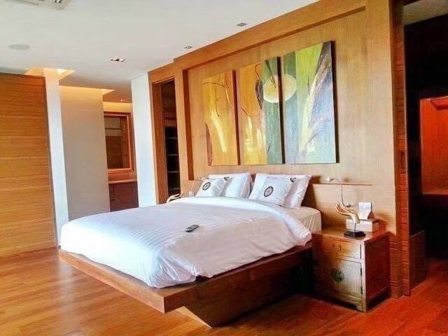 Property image - full photo 15
