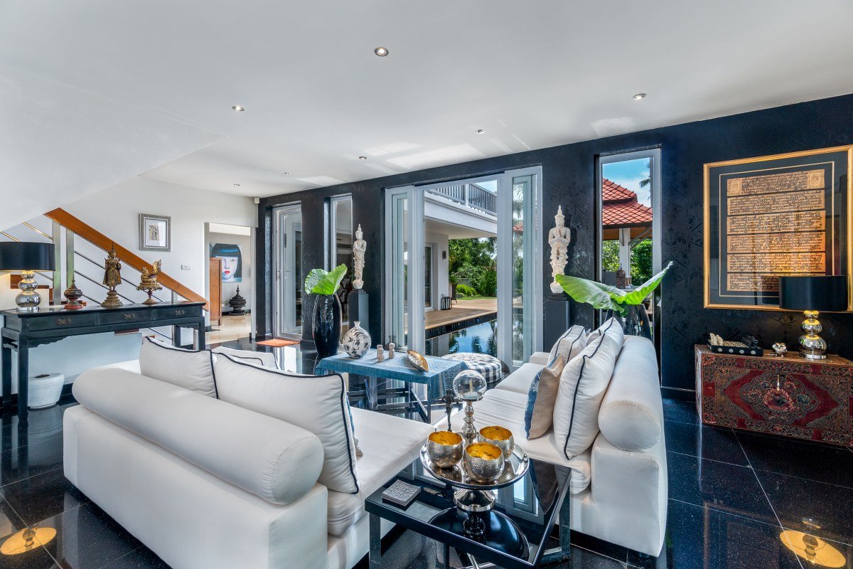 Property image - full photo 10