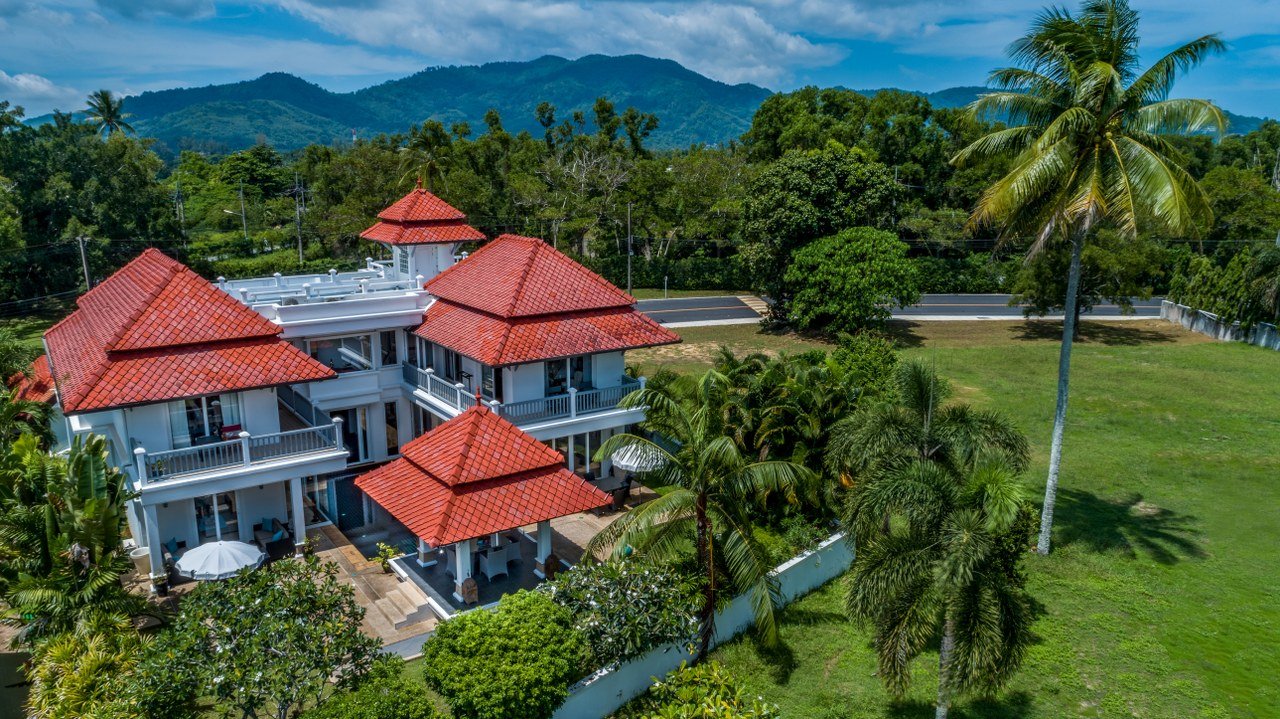 Property image - full photo 22