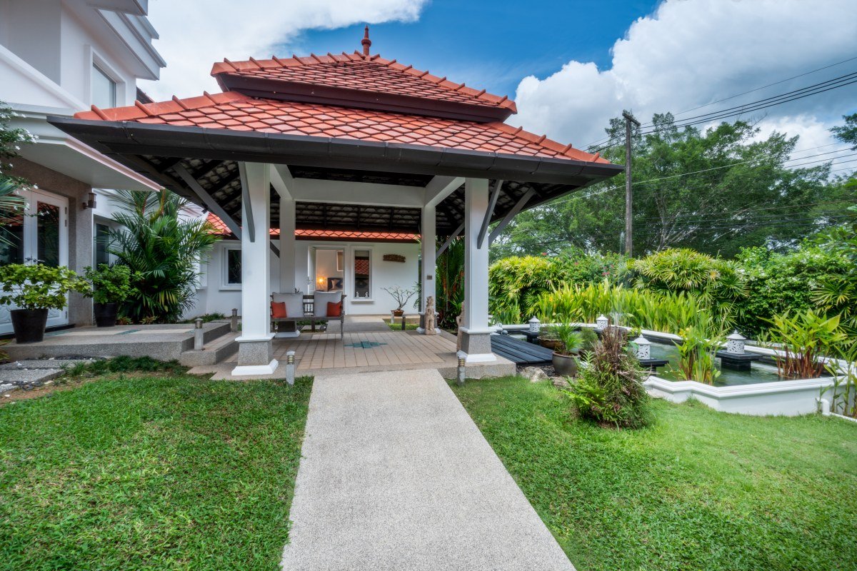 Property image - full photo 6
