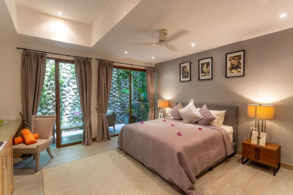 Property image - full photo 12