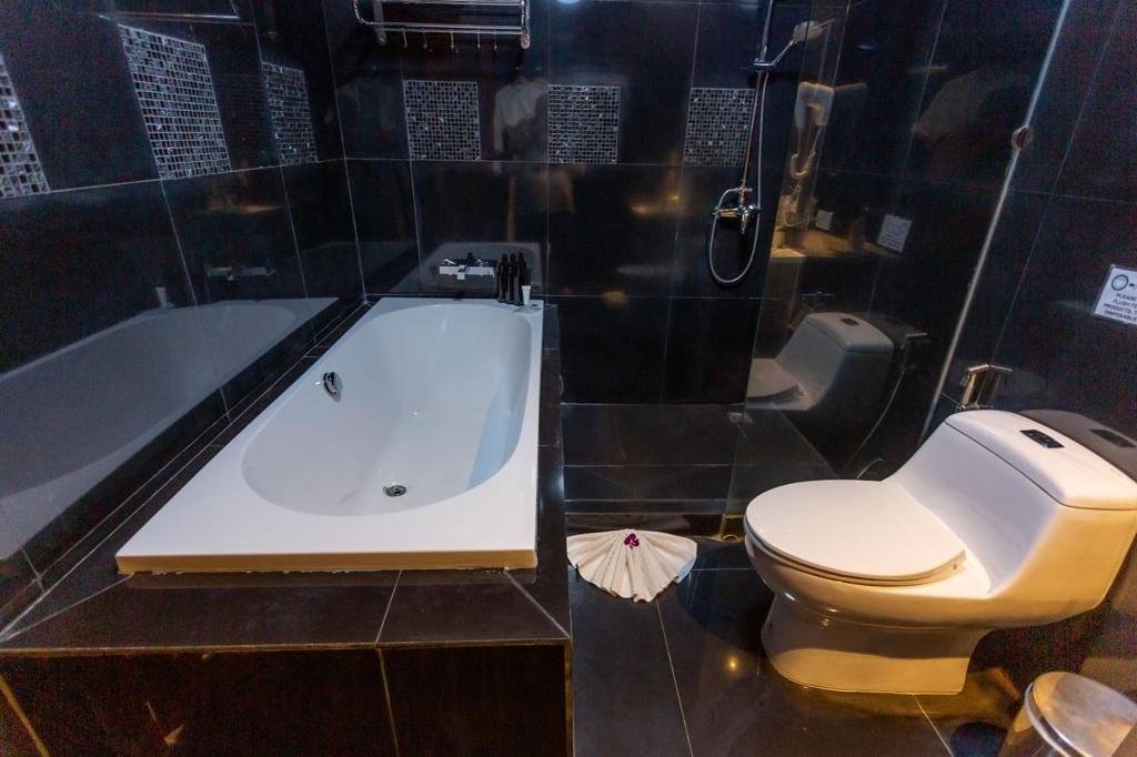 Property image - full photo 22