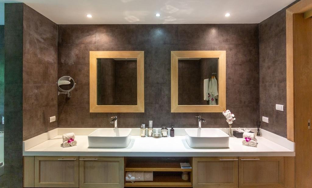 Property image - full photo 23