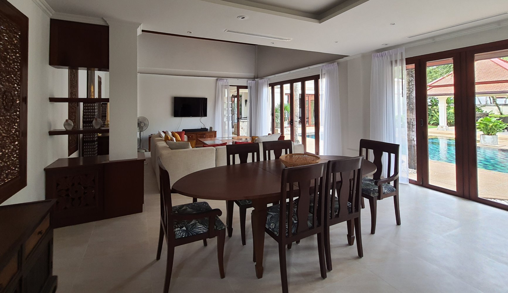 Property image - full photo 14