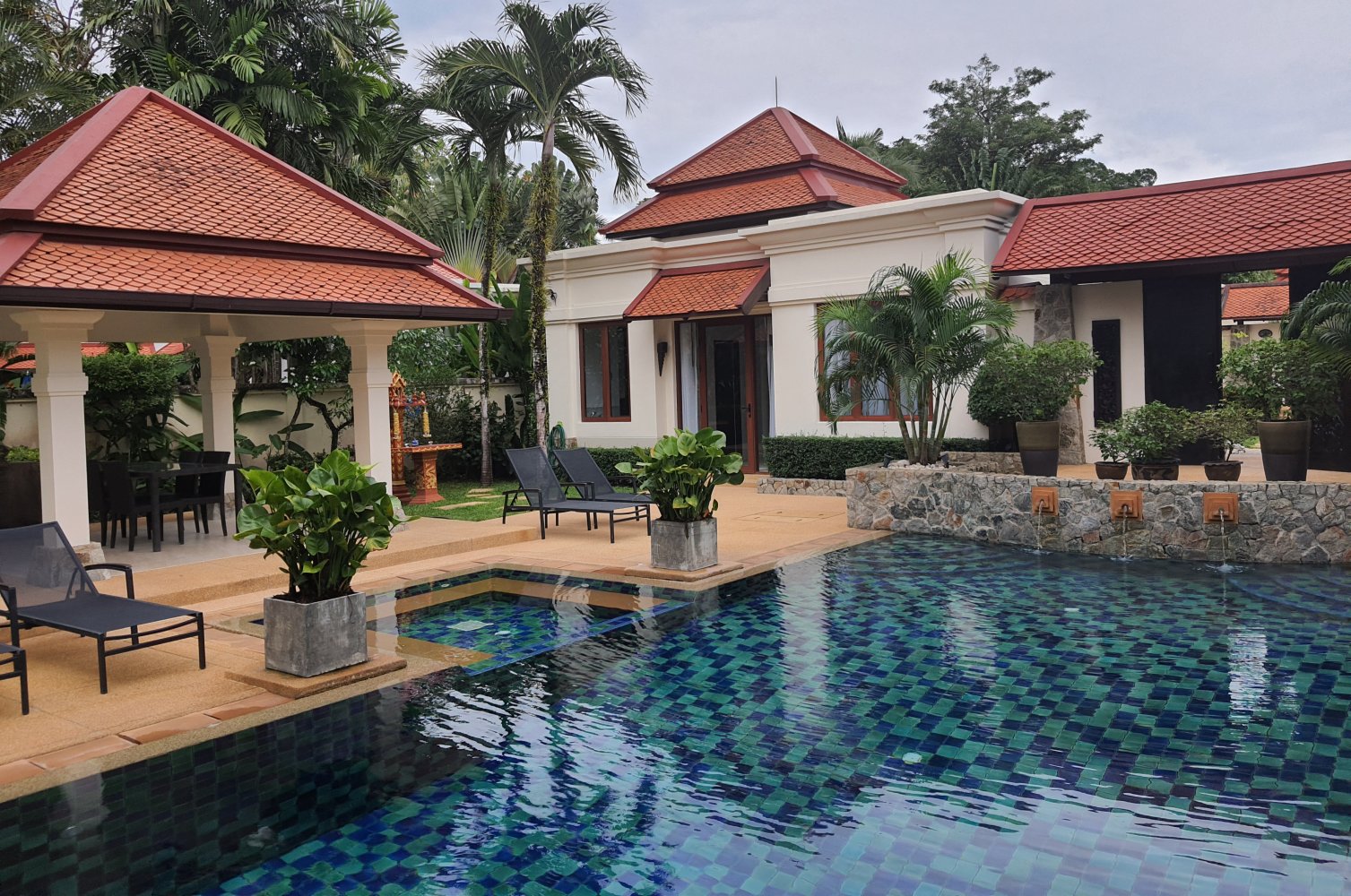 Property image - full photo 5