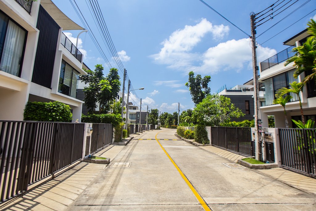 Property image - full photo 17