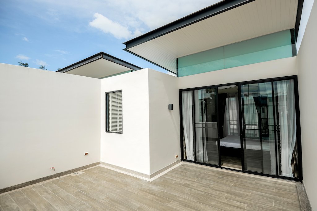Property image - full photo 8