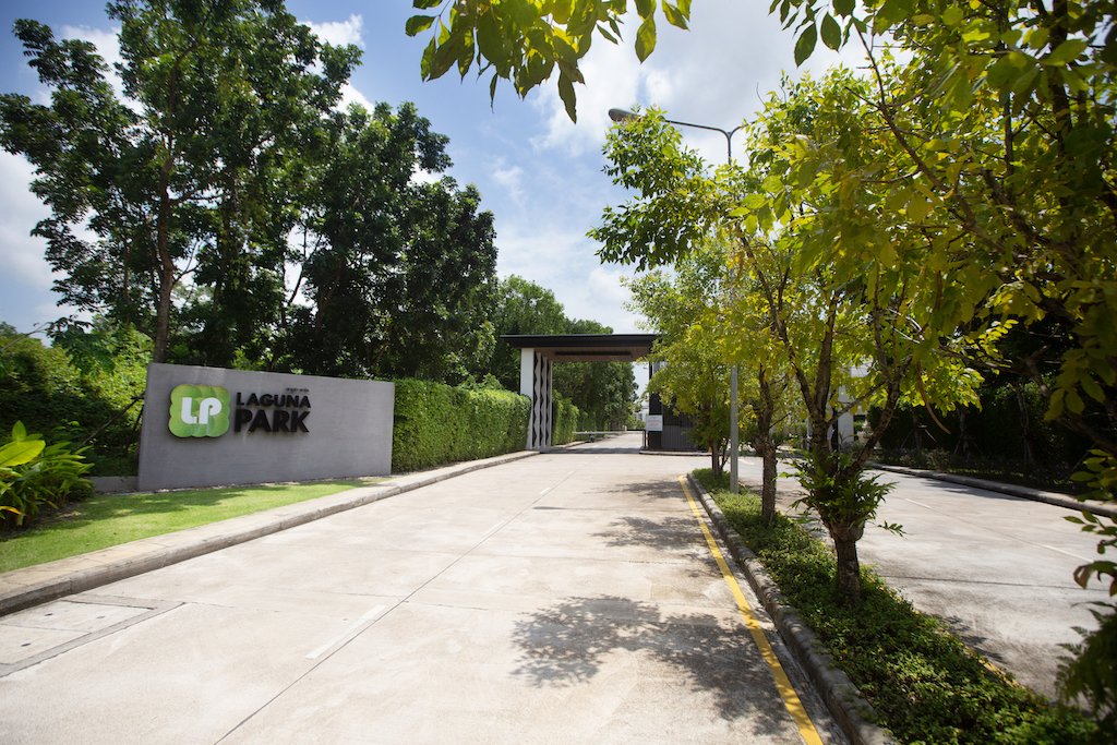Property image - full photo 9