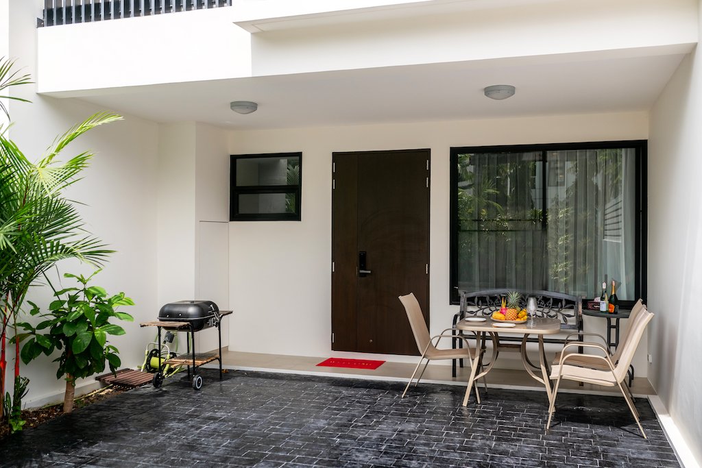 Property image - full photo 4