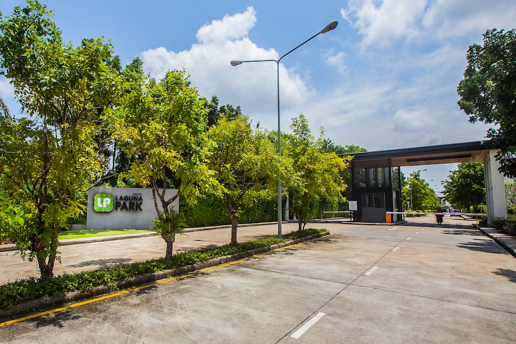 Property image - full photo 10