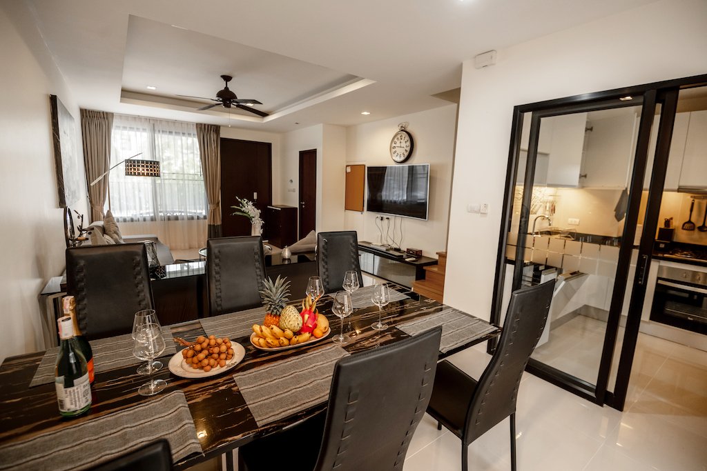 Property image - full photo 12