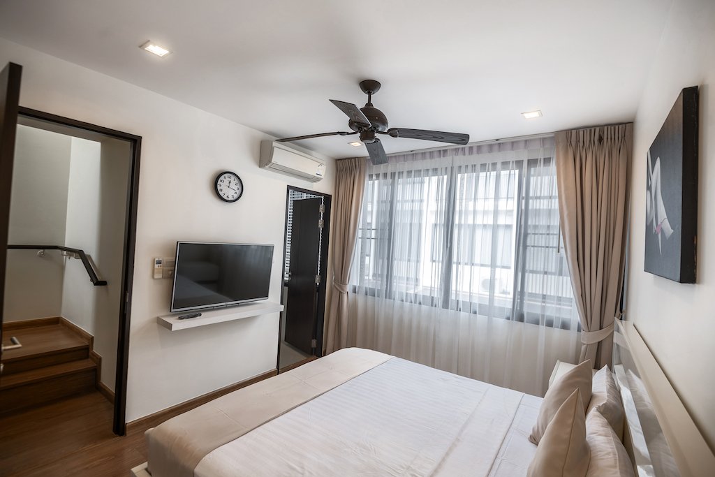 Property image - full photo 54
