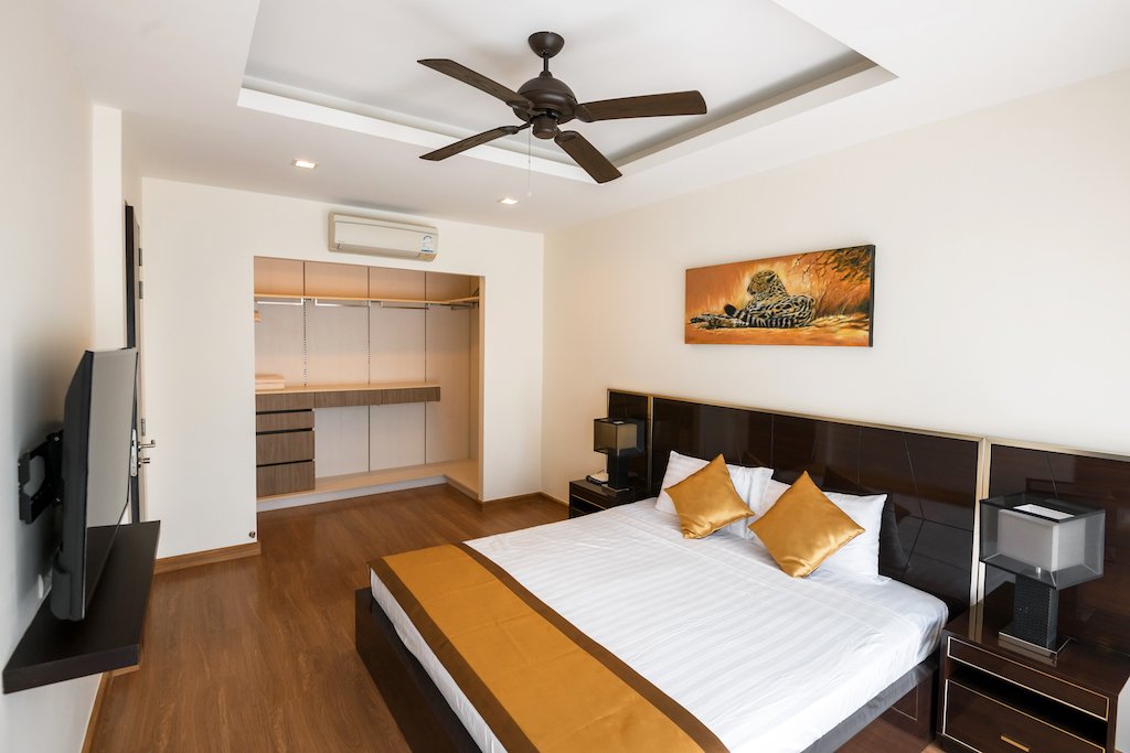 Property image - full photo 34