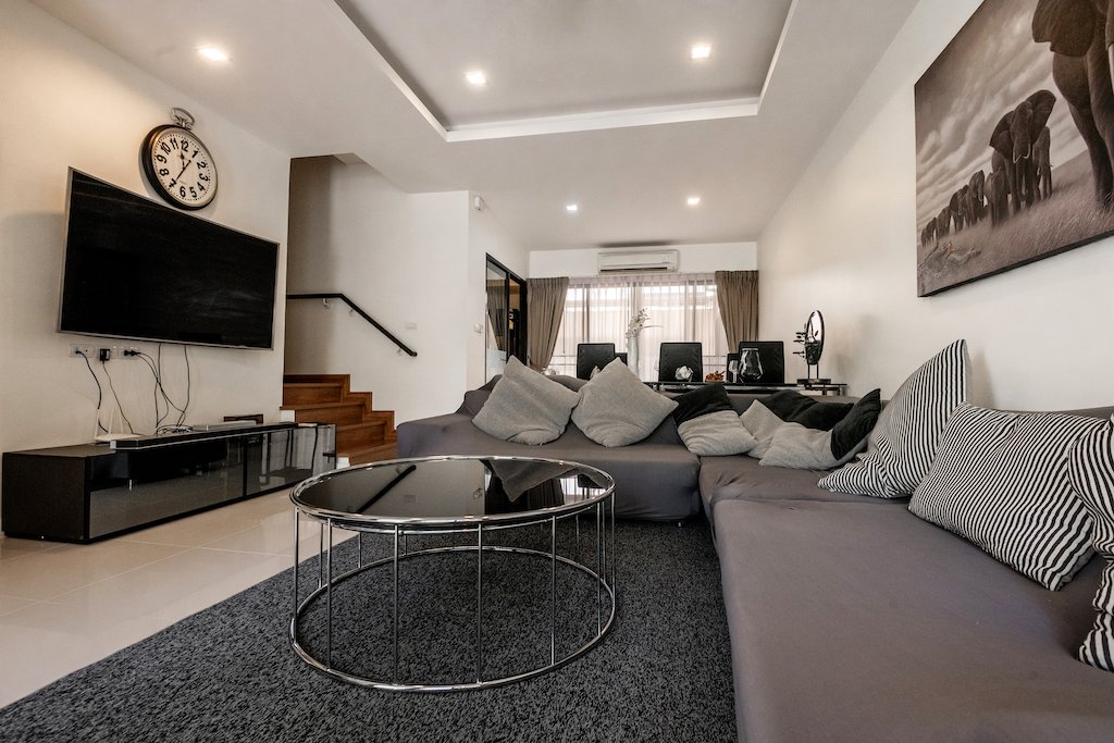 Property image - full photo 20