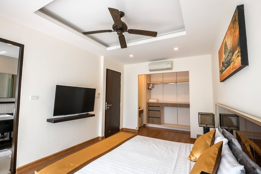 Property image - full photo 46
