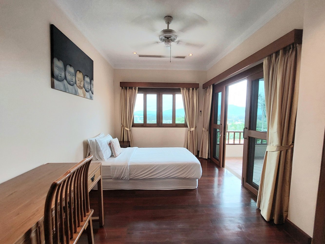 Property image - full photo 13