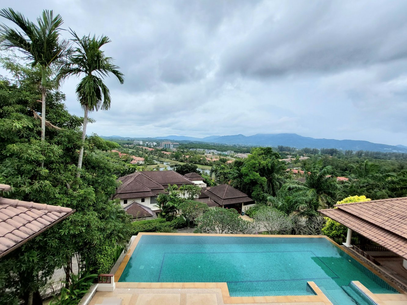 Property image - full photo 6