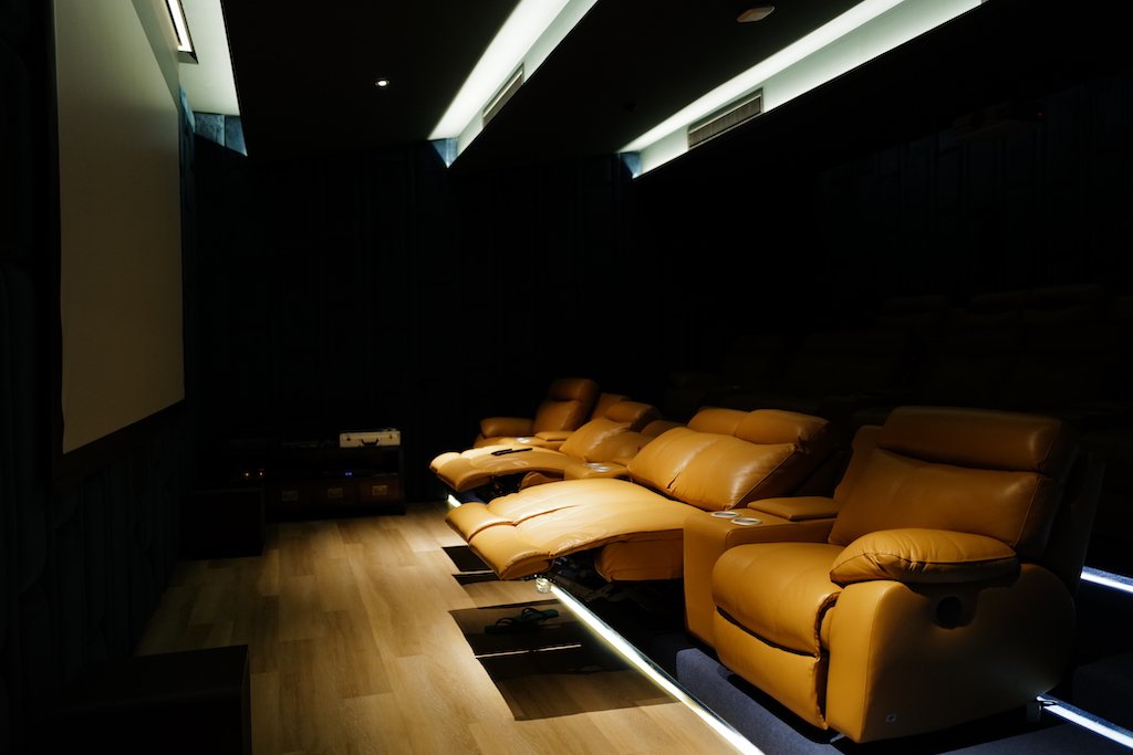 Property image - full photo 56