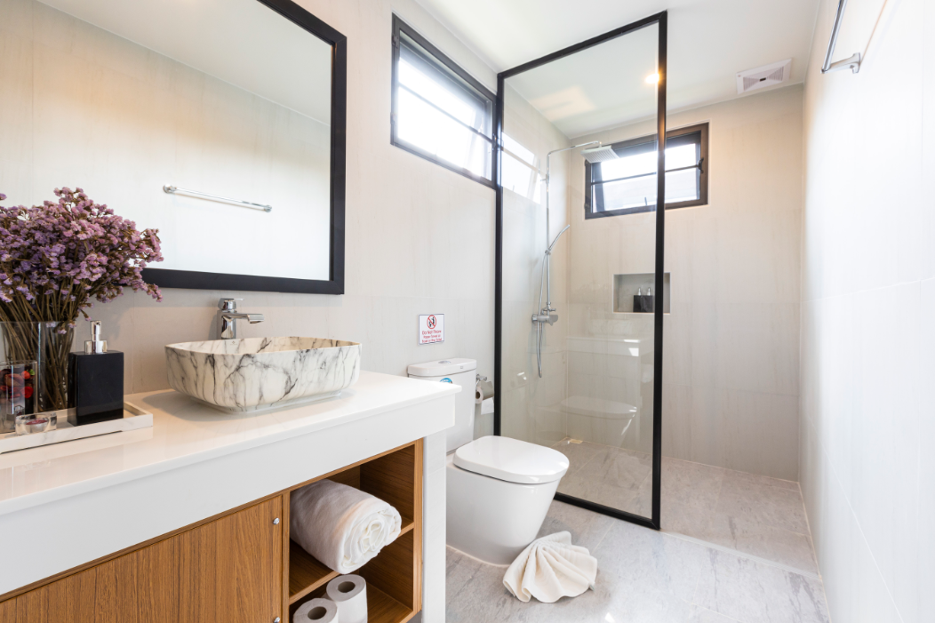 Property image - full photo 13