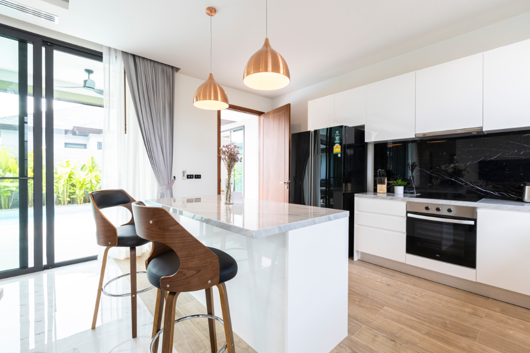 Property image - full photo 32