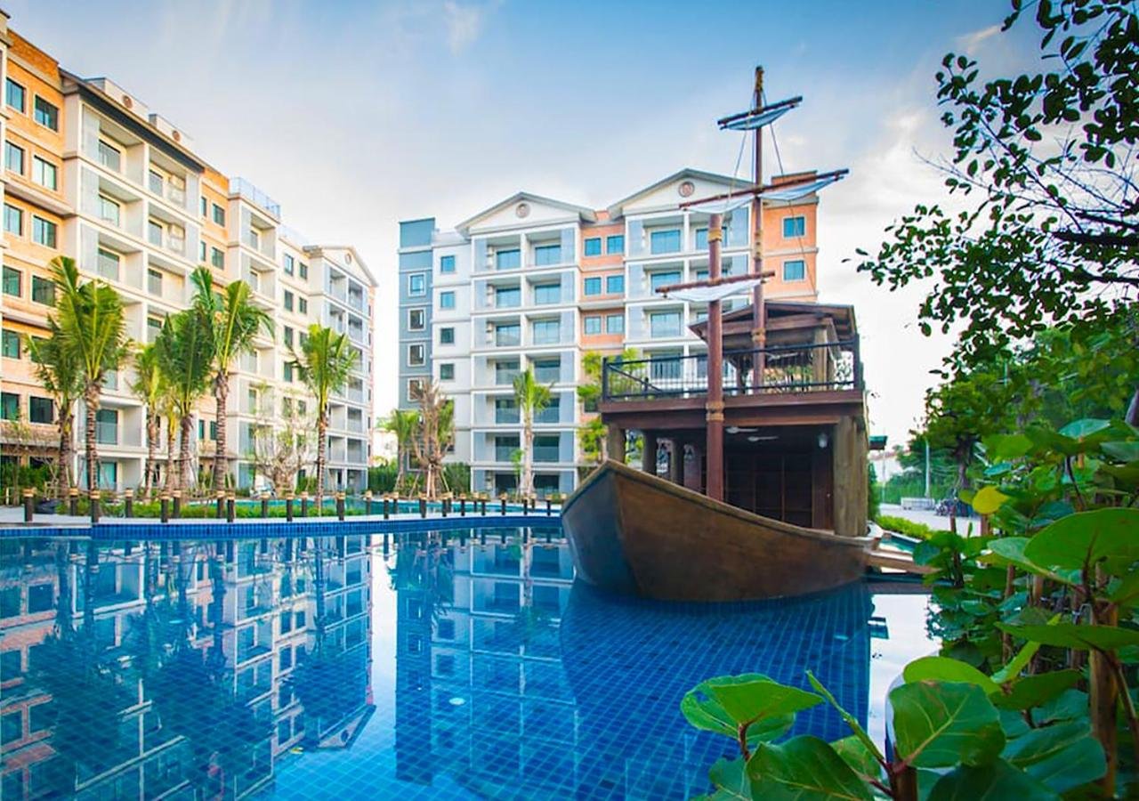 Property image - full photo 5