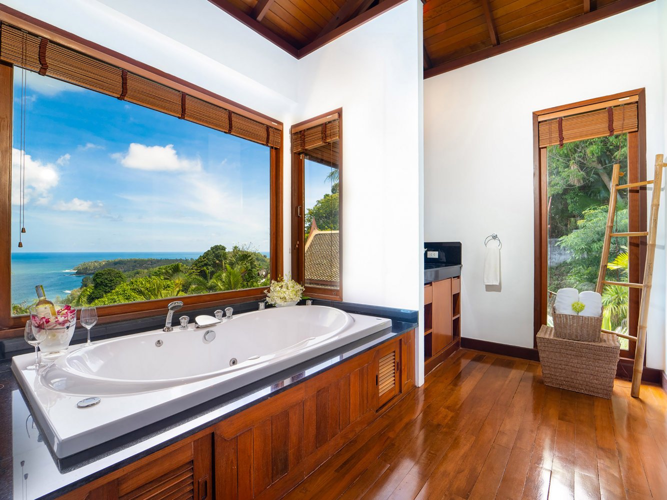 Property image - full photo 29