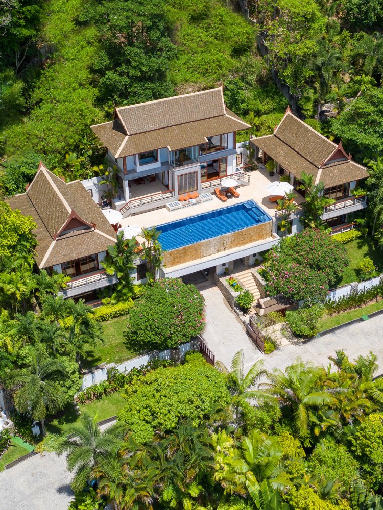 Property image - full photo 2