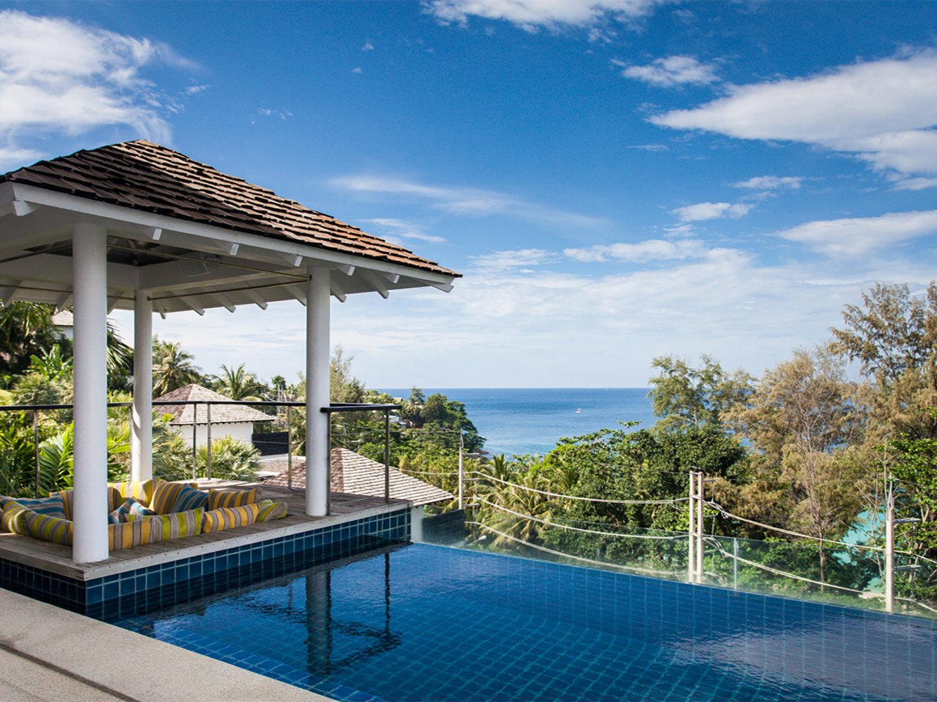 Property image - full photo 3