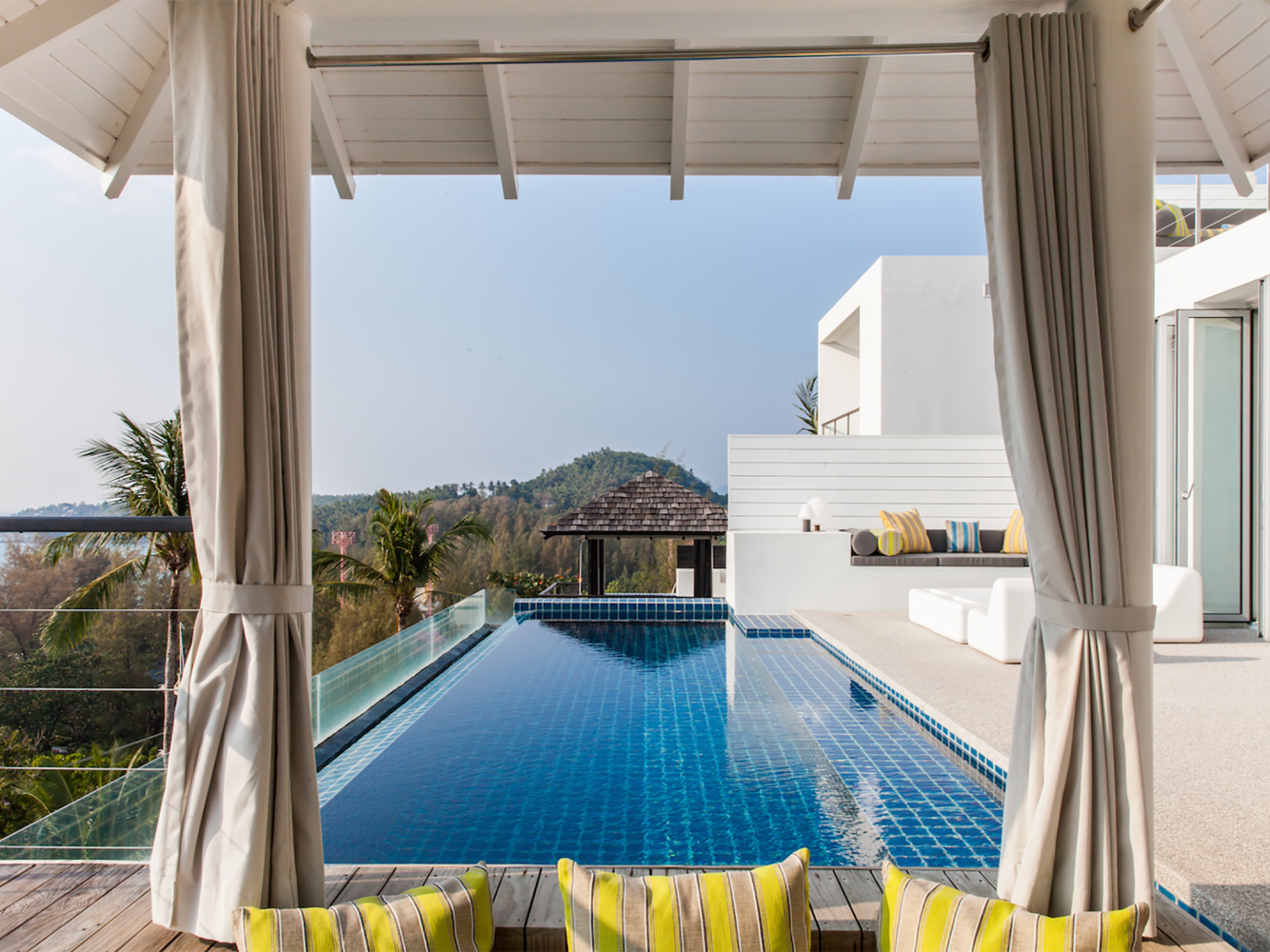 Property image - full photo 1