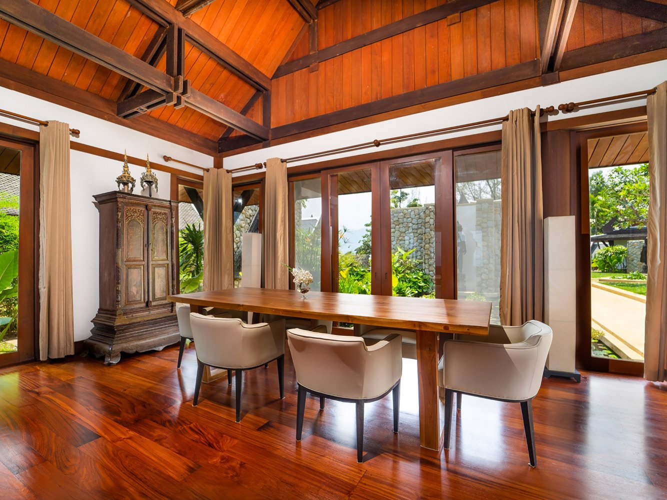Property image - full photo 37