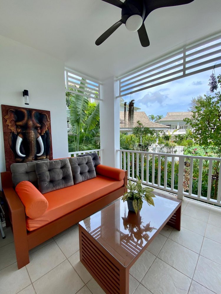 Property image - full photo 2