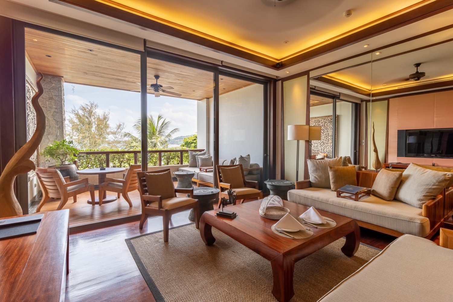 Property image - full photo 2