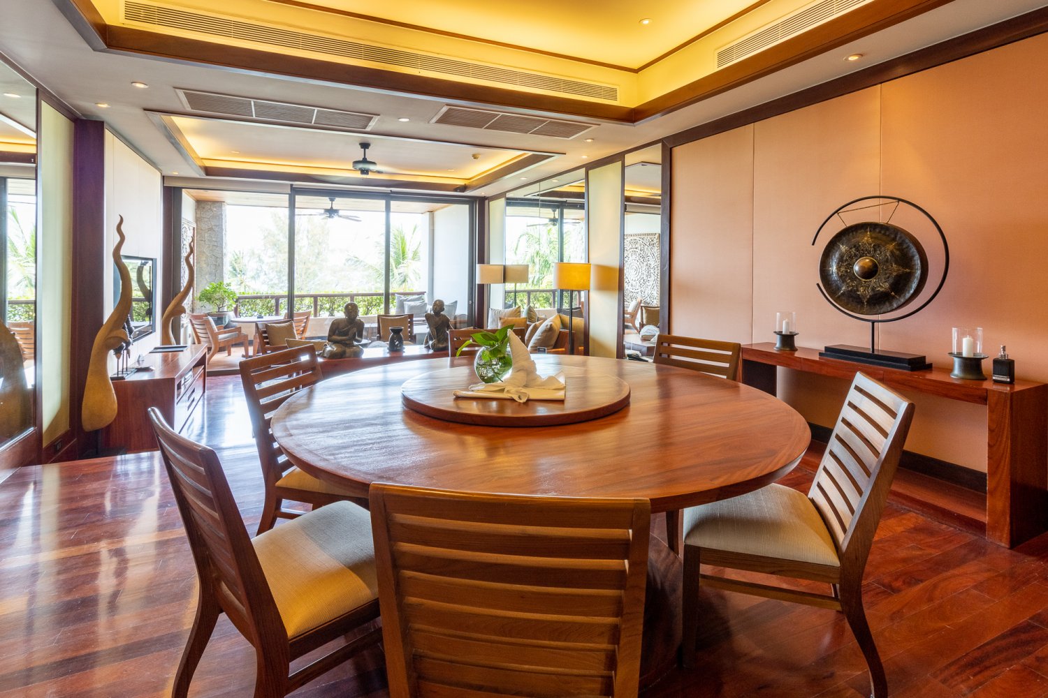 Property image - full photo 3
